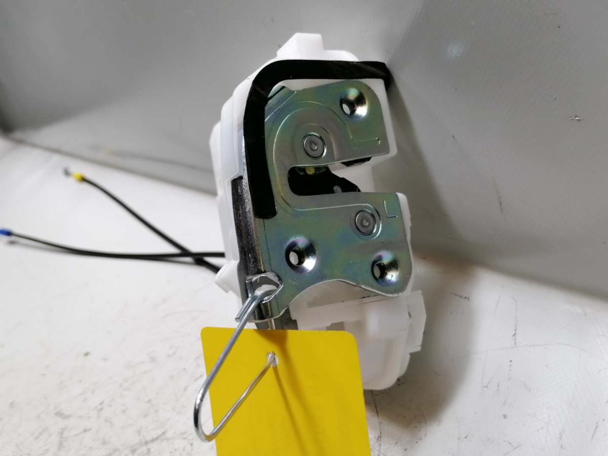 Mitsubishi Eclipse Cross original T&uuml;rschloss hinten links Bj.2023